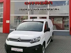 Weiß Gebraucht 2019 Citroën Berlingo Van / Kleinbus | 16.900 € (Teuer)