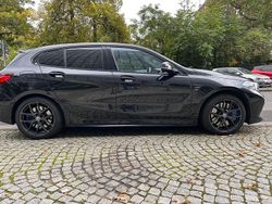 Schwarz Gebraucht 2023 BMW 135 Coupé Comfort Edition Coupé | 35.000 €