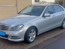 Silber Gebraucht 2011 Mercedes C220 Elegance Limousine | 8.699 € (Fairer Preis)