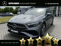 Grau Gebraucht 2023 Mercedes A200 AMG line Limousine | 33.490 € (Fairer Preis)