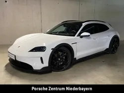 Weiß Gebraucht 2022 Porsche Taycan Cross Turismo Limousine | 108.490 € (Guter Preis)