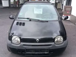 Schwarz Gebraucht 2002 Renault Twingo Kleinwagen | 1.390 € (Guter Preis)