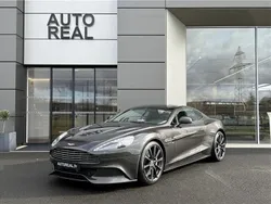 Grau Gebraucht 2015 Aston Martin Vanquish Coupé | 142.900 €