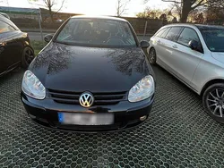 Schwarz Gebraucht 2007 VW Golf V Limousine | 2.000 € (Guter Preis)