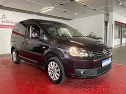 Schwarz Gebraucht 2015 VW Caddy Team Van / Kleinbus | 13.999 € (Guter Preis)