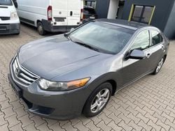 Grau Gebraucht 2009 Honda Accord Comfort Limousine | 5.990 € (Fairer Preis)