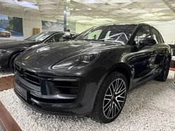 Vulkangraumetallic Gebraucht 2022 Porsche Macan S SUV | 59.976 € (Superpreis)