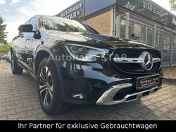 Schwarz Gebraucht 2021 Mercedes GLC300e AMG line Coupé | 43.990 € (Fairer Preis)