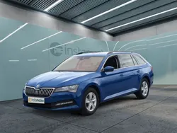 Blau Gebraucht 2023 Skoda Superb Kombi | 27.980 € (Superpreis)