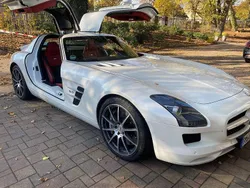 Weiß Gebraucht 2010 Mercedes SLS AMG AMG Coupé | 165.000 €