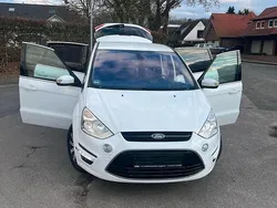 Weiß Gebraucht 2012 Ford S-MAX S Van / Kleinbus | 8.200 €