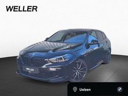 Black sapphire (schwarz) Gebraucht 2021 BMW M135 Comfort Edition Kleinwagen | 31.900 € (Fairer Preis)