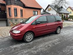 Rot Gebraucht 1999 VW Sharan Van / Kleinbus | 3.500 €