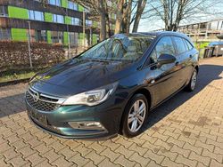 Schwarz Gebraucht 2017 Opel Astra Active Kombi | 6.499 € (Fairer Preis)