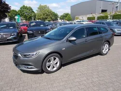 Grau Gebraucht 2017 Opel Insignia Innovation Kombi | 15.700 € (Fairer Preis)