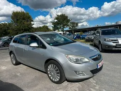 Silber Gebraucht 2011 Opel Astra Design Edition Kombi | 2.250 € (Fairer Preis)