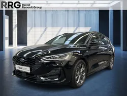 Schwarz Gebraucht 2024 Ford Focus ST-Line Kombi | 21.780 €