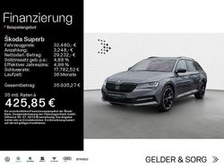 Graphitegrau metallic Gebraucht 2023 Skoda Superb SportLine Kombi | 32.480 €
