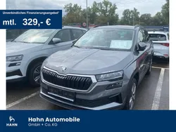 Graphitegrau metallic Gebraucht 2024 Skoda Karoq Style SUV | 29.930 € (Superpreis)