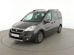 Grau Gebraucht 2016 Peugeot Partner Outdoor Van / Kleinbus | 13.820 € (Fairer Preis)
