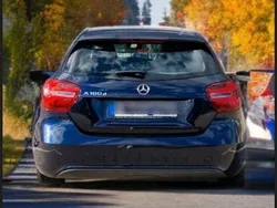Blau Gebraucht 2018 Mercedes A180 Limousine | 17.700 € (Guter Preis)