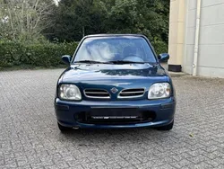 Blau Gebraucht 2000 Nissan Micra Kleinwagen | 800 € (Guter Preis)