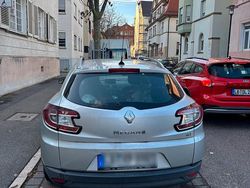 Grau Gebraucht 2010 Renault Mégane GrandTour Kombi | 1.300 € (Superpreis)