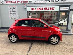 Feuerrot Gebraucht 2015 Renault Twingo Kleinwagen | 6.990 € (Fairer Preis)