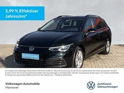 Grenadillschwarz metallic Gebraucht 2024 VW Golf VIII Life Kombi | 24.450 € (Fairer Preis)