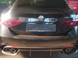 Schwarz Gebraucht 2018 Alfa Romeo Giulia Limousine | 38.881 €