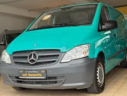 Grün Gebraucht 2011 Mercedes Vito Van / Kleinbus | 6.399 € (Guter Preis)
