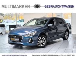 Blau Gebraucht 2017 Hyundai i30 Select Limousine | 16.990 € (Fairer Preis)