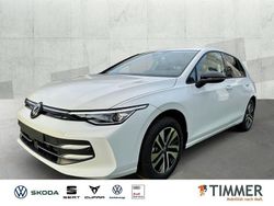 Pure white uni Neu 2026 VW Golf Life Limousine | 35.491 €