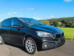 Schwarz Gebraucht 2017 BMW 220 Gran Tourer Luxury Line Van / Kleinbus | 15.800 € (Etwas zu teuer)