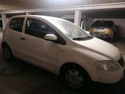 Weiß Gebraucht 2009 VW Fox Kleinwagen | 1.000 € (Fairer Preis)