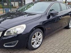 Schwarz met. Gebraucht 2011 Volvo S60 Kinetic Limousine | 6.400 € (Guter Preis)