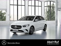 Weiß Gebraucht 2024 Mercedes B200 Progressive Van / Kleinbus | 30.799 € (Guter Preis)