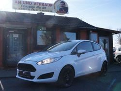 Weiß Gebraucht 2017 Ford Fiesta Trend Kleinwagen | 4.490 € (Fairer Preis)