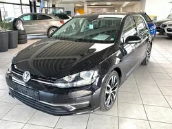 Schwarz Gebraucht 2020 VW Golf VII Comfortline Limousine | 20.990 € (Fairer Preis)