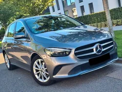 Grau Gebraucht 2019 Mercedes B200 Progressive Van / Kleinbus | 22.990 € (Fairer Preis)