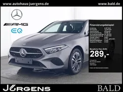 Grau metalliclack mountaingrau Gebraucht 2024 Mercedes A250 Progressive Limousine | 31.690 € (Fairer Preis)