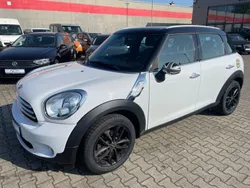 Weiß Gebraucht 2011 Mini Cooper Countryman SUV | 6.999 € (Etwas zu teuer)