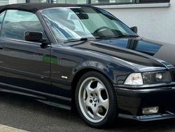 Schwarz Gebraucht 2000 BMW 320 Cabriolet M Sport Cabrio | 8.950 €