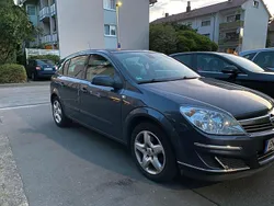 Grau Gebraucht 2008 Opel Astra Kleinwagen | 4.400 € (Etwas zu teuer)