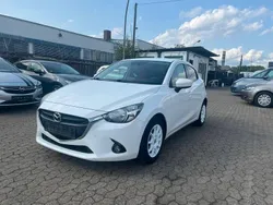 Weiß Gebraucht 2015 Mazda 2 Edition Kleinwagen | 8.999 € (Fairer Preis)