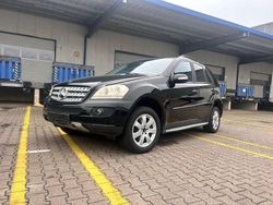 Schwarz Gebraucht 2006 Mercedes ML280 SUV | 3.900 € (Superpreis)