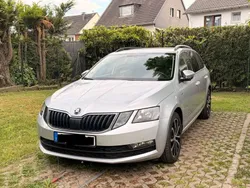 Silber Gebraucht 2019 Skoda Octavia Soleil Kombi | 15.700 € (Fairer Preis)