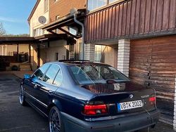 Blau Gebraucht 1999 BMW 520 M Sport Limousine | 3.000 €