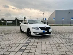 Weiß Gebraucht 2013 Skoda Octavia Limousine | 9.999 € (Teuer)