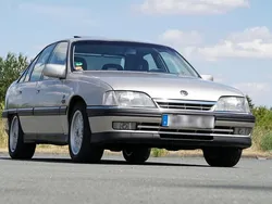 Silber Gebraucht 1992 Opel Omega Limousine | 5.990 €